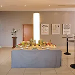 Centrum, Affiliated By Meliá Hotel 4*