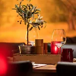 Centrum, Affiliated By Meliá Hotel 4*