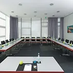 Centrum, Affiliated By Melia فندق