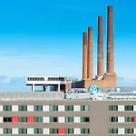 Centrum, Affiliated By Melia فندق