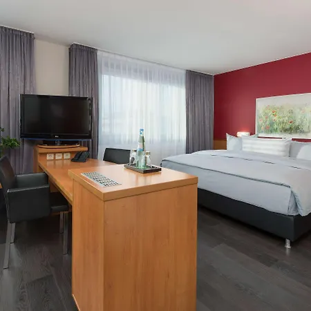 Tryp 4*