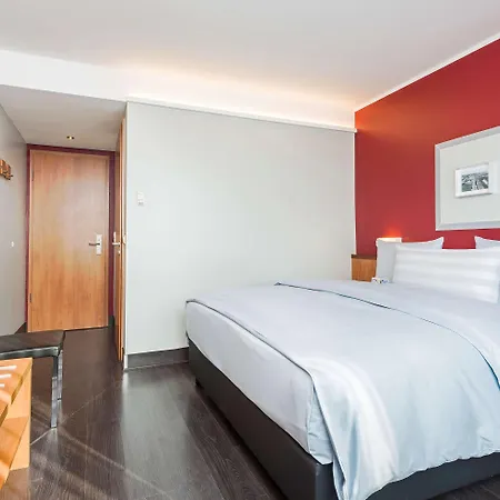 Tryp Hotel