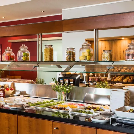 Centrum, Affiliated By Melia מלון