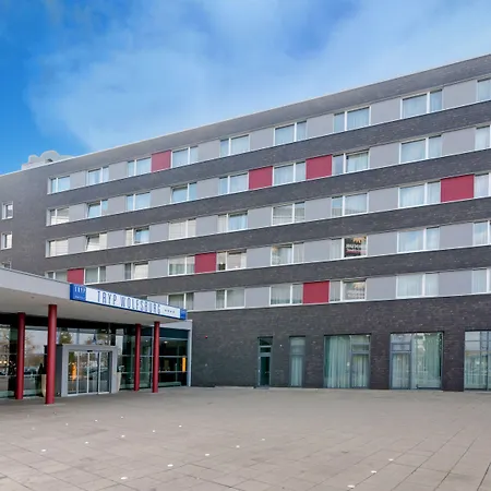 Szálloda Centrum, Affiliated By Melia 4*
