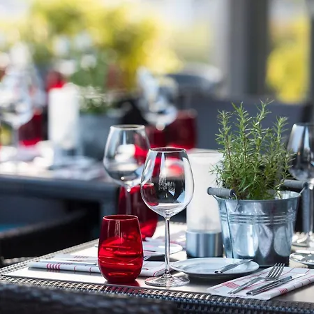فندق Centrum, Affiliated By Melia 4*