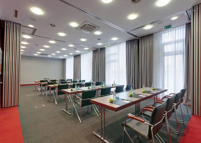 Отель Centrum Affiliated By Melia 4*